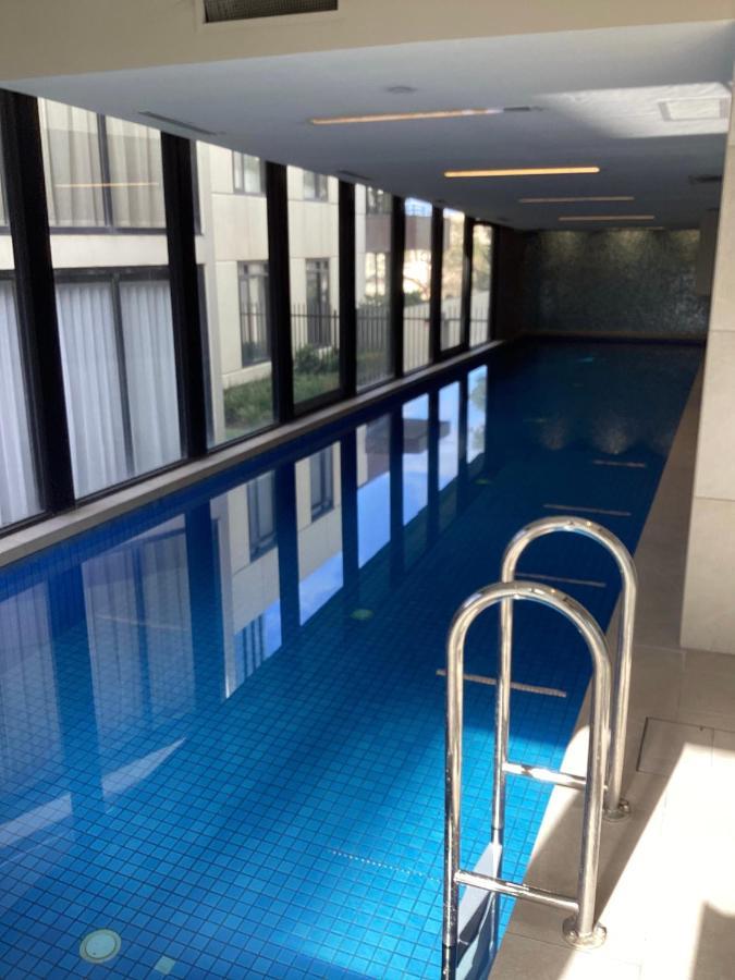 In The Heart Of Port Melbourne Apartment Exterior photo