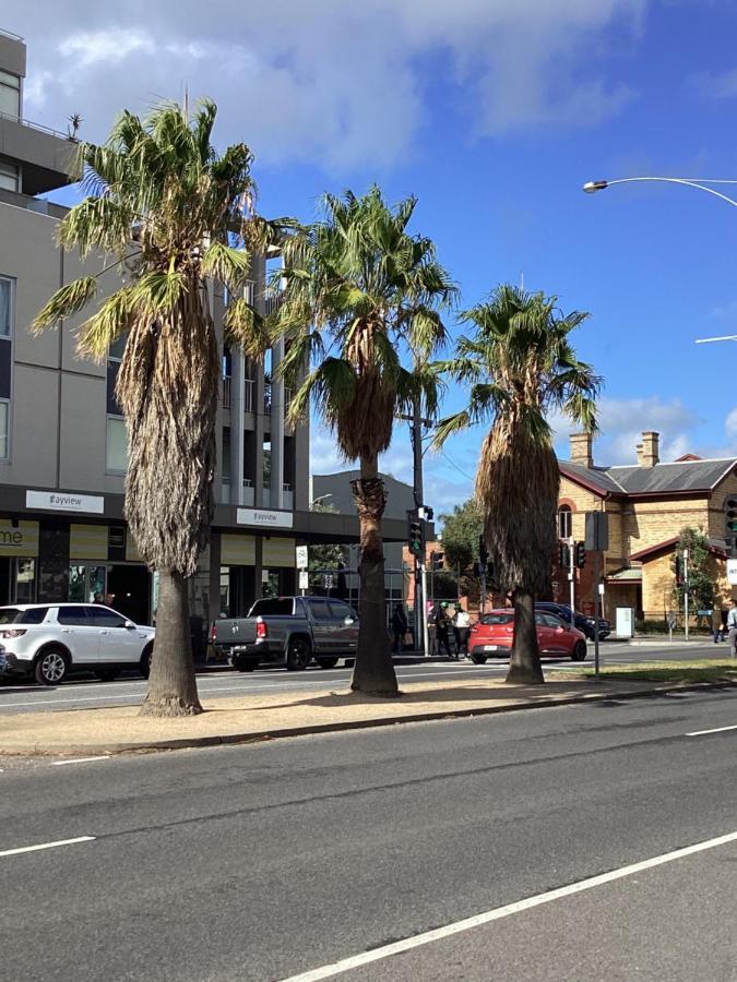 In The Heart Of Port Melbourne Apartment Exterior photo